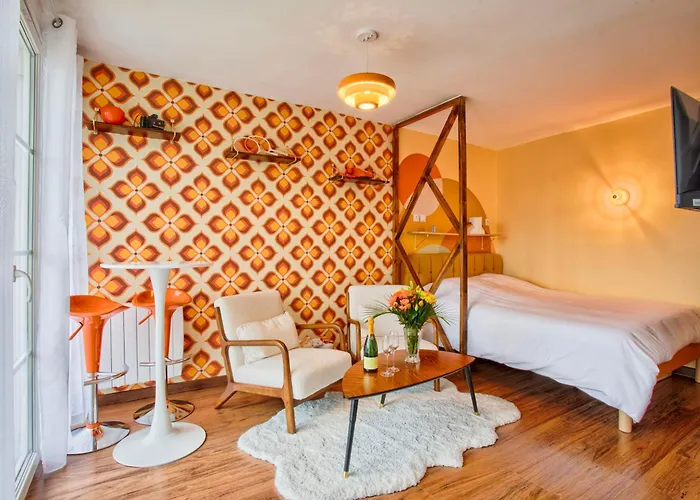 Annee 70 - Jacuzzi Et Balcon Apartment Caen